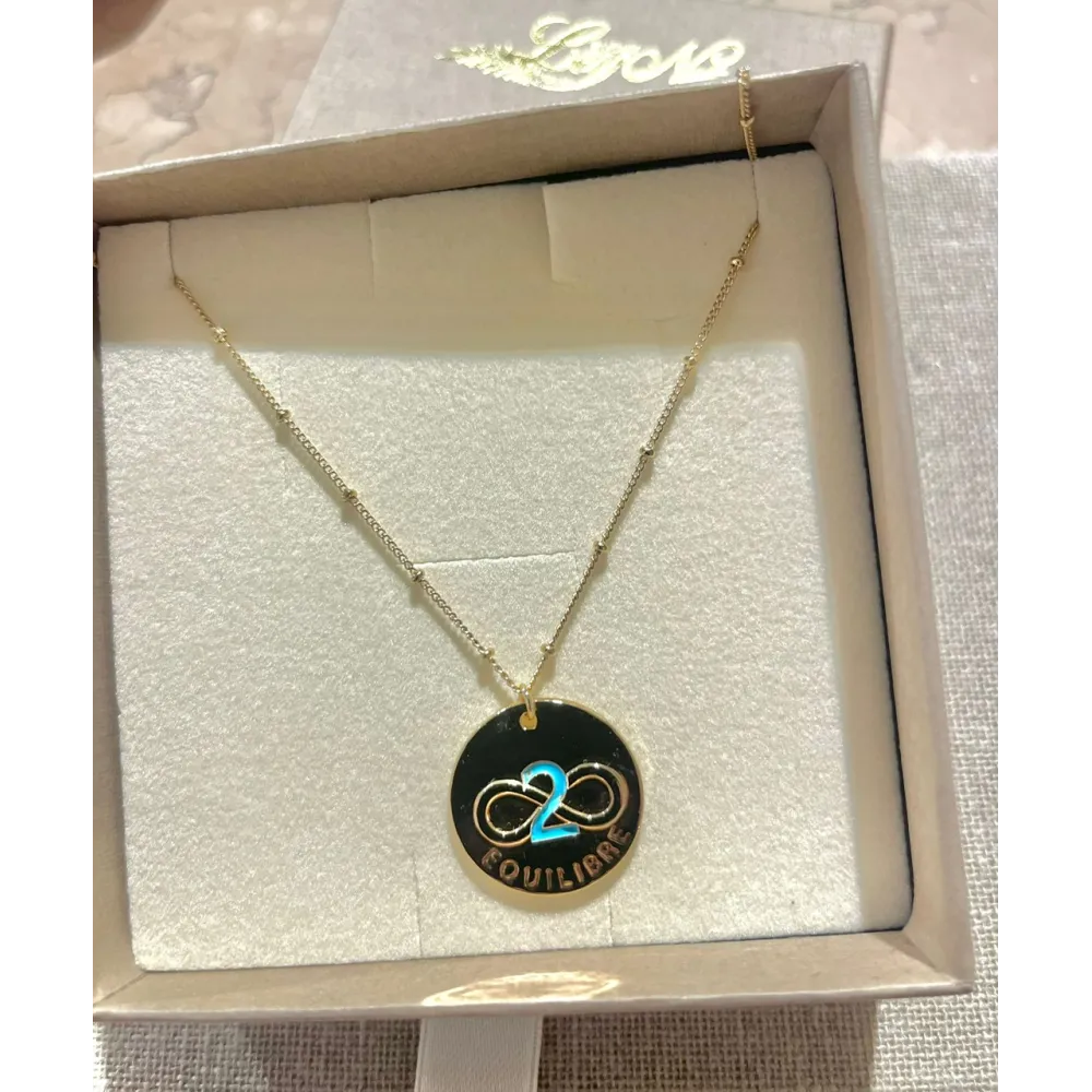 Médaille chiffre 2